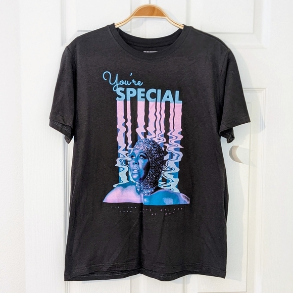 H&M Lizzo T-Shirt Womens Small Graphic Print Soft Short Sleeve Dark Gray NWT - Picture 1 of 8